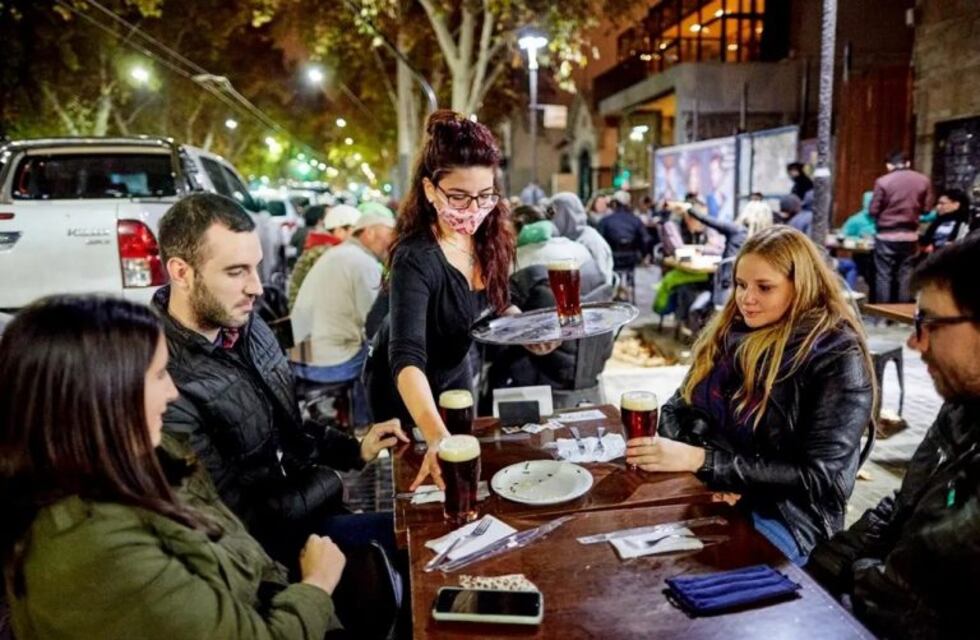 Ya no pedirán llenar declaraciones juradas en actividades habilitadas en Mendoza