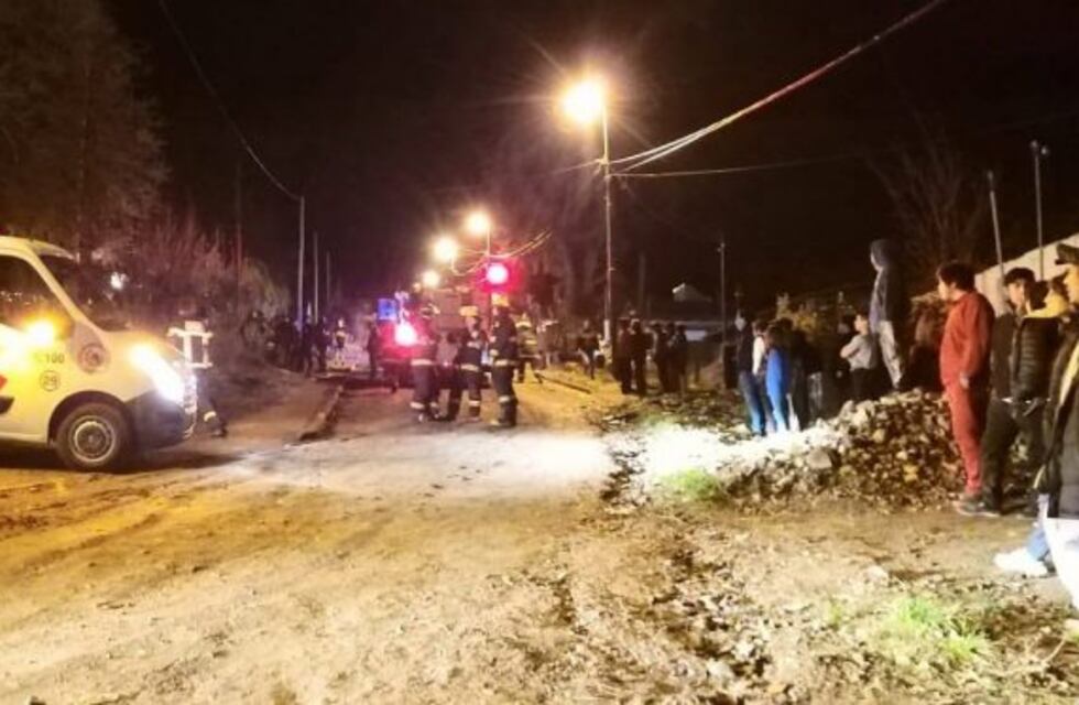 Reciben donaciones para familia afectada por incendio en su vivienda