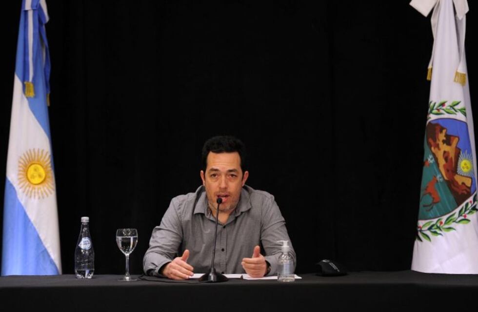 Qué dijo el ministro de Seguridad sobre lo sucedido en la Plaza Pringles