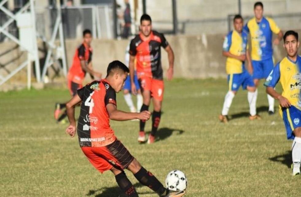 Fútbol: la séptima fecha del Torneo en Primera arrancaría este jueves