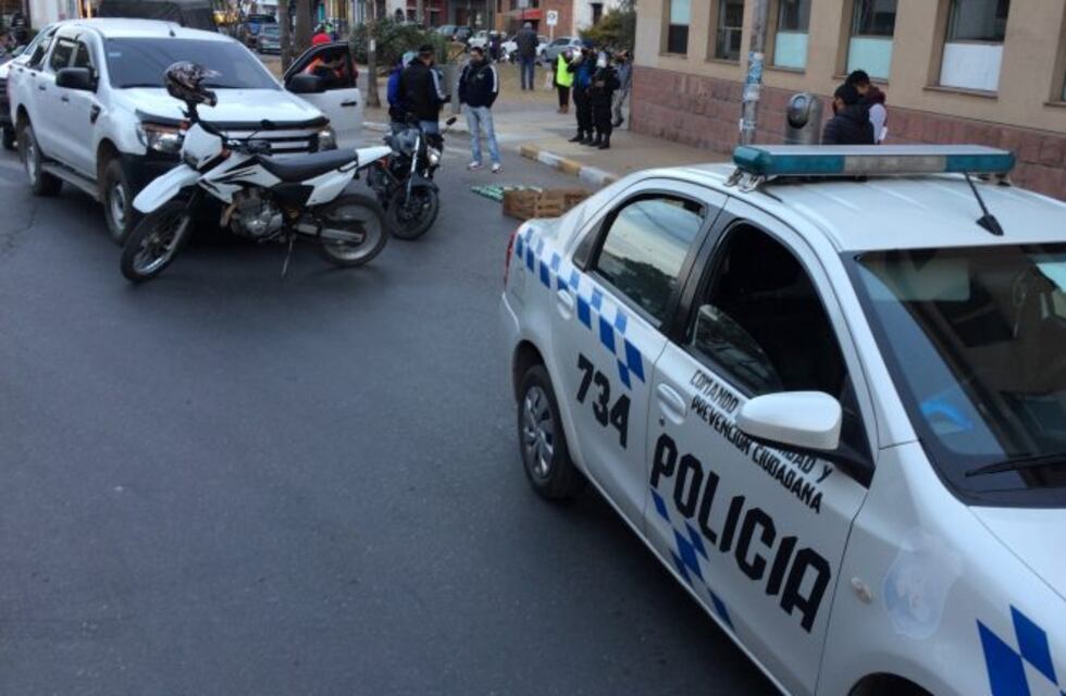 En dramática persecución, atrapan a "dealer" de coca periqueño