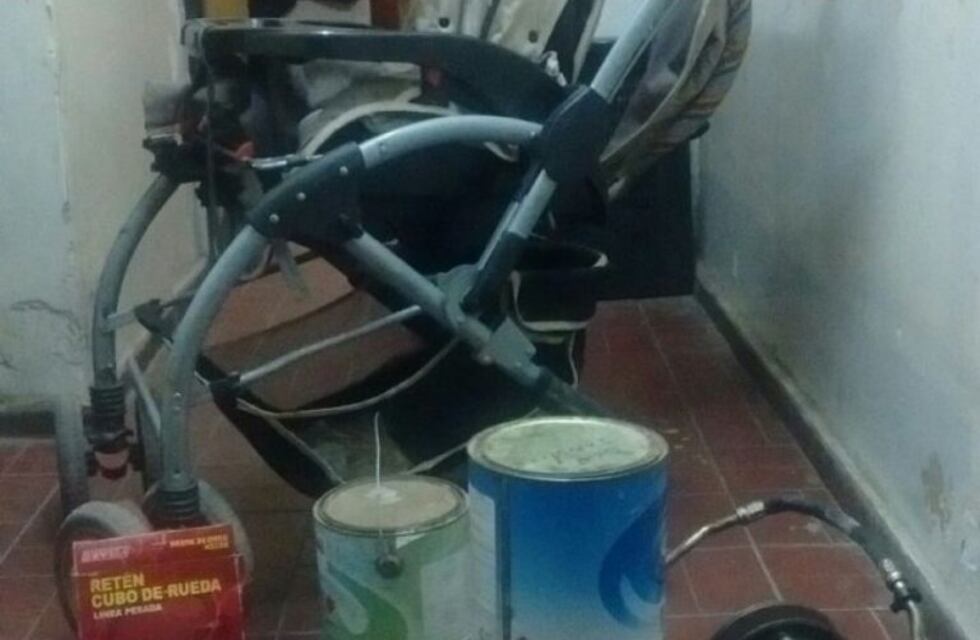 Usaban un coche de bebé para robar y fueron detenidos