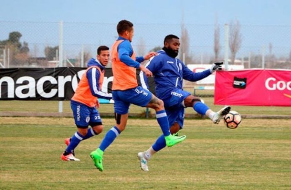 El plantel de Godoy Cruz volvió a entrenar