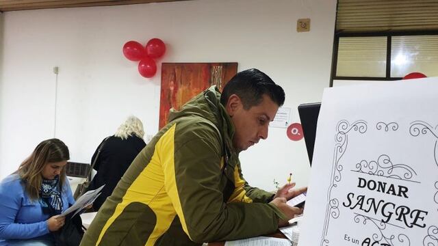 Colecta de sangre Gchú\nCrédito: H-C