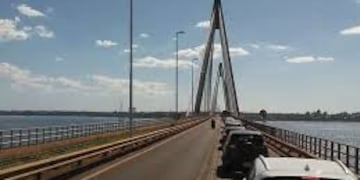 Conozca los requisitos para el ingreso y egreso del país por el Puente San Roque González de Santa Cruz.
