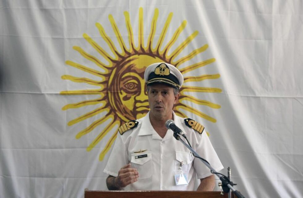 Enrique Balbi: 'Hubo una explosión en el submarino'