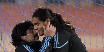 Maradona salió a bancar a Romero y criticó a Armani (Foto: AP Photo/Ricardo Mazalan)