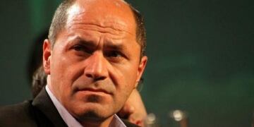 "Vidal no me da ni un paquete de fideos", afirmó Mario Secco, intendente de Ensenada