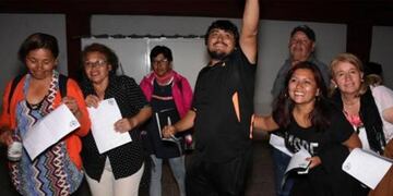 Docentes salteños tras aceptar el acuerdo\u002E (La Gaceta)