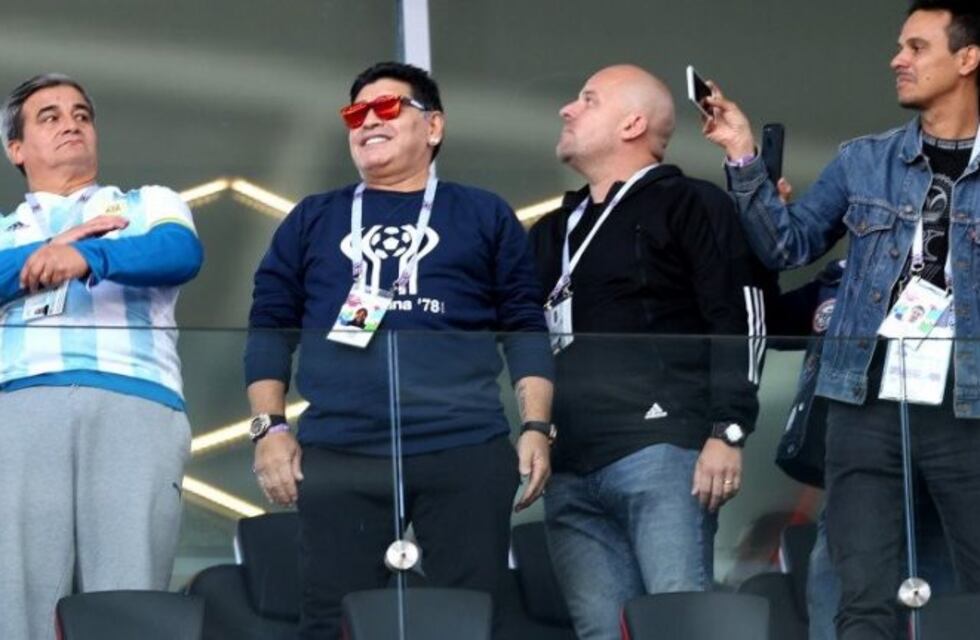 Maradona y su reverencia a Lionel Messi