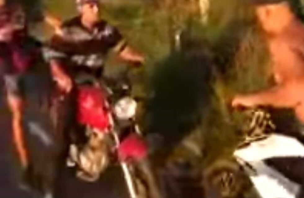 Filmó un robo de motochorros con la cámara de su casco
