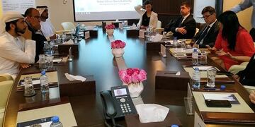 Emiratos Árabes Unidos y Misiones establecen alianzas para fomentar la robótica educativa en nuestro país