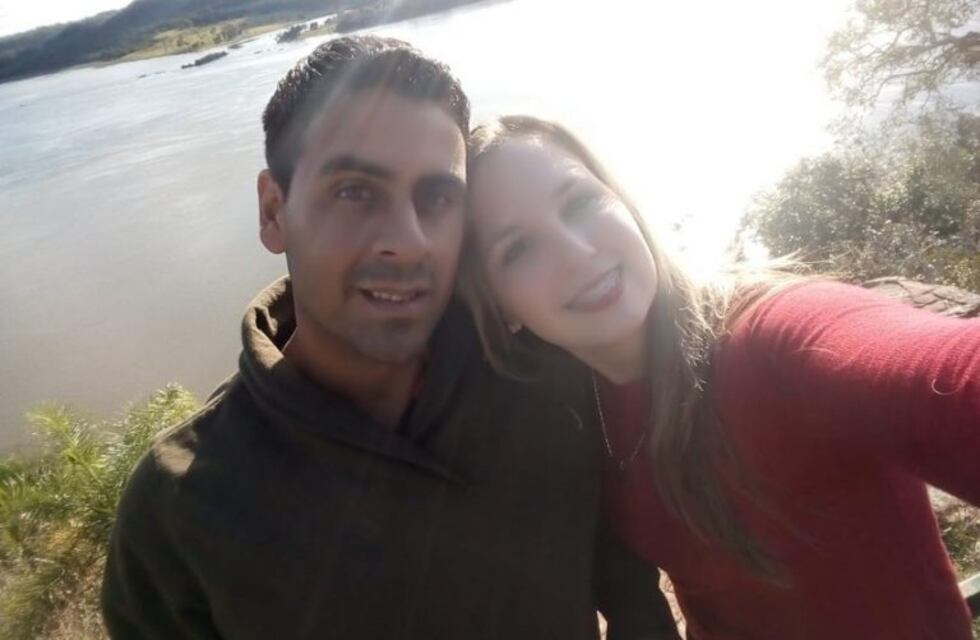 Sólo para fanáticos: un misionero no sabe si casarse o mirar la final