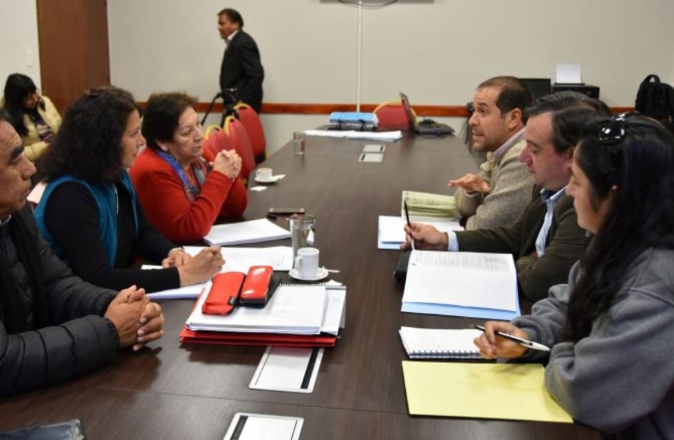 Profesionales de la salud pública "están siendo discriminados doblemente"