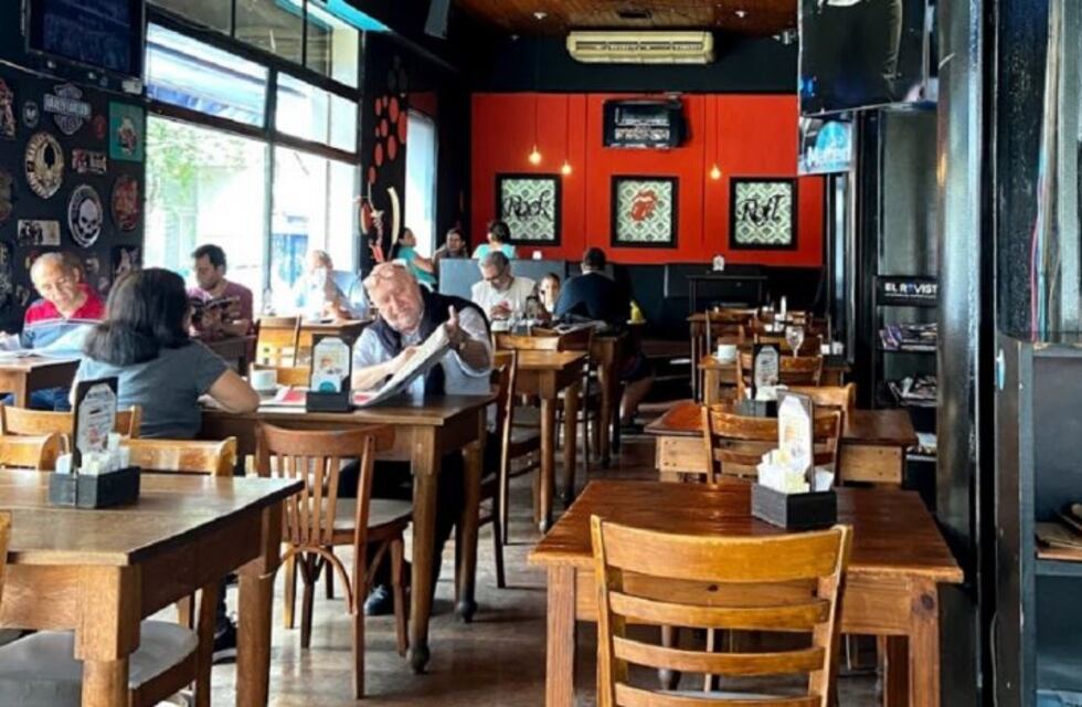 Esperan anuncio de Nación para definir cuándo vuelven a abrir bares en Rosario