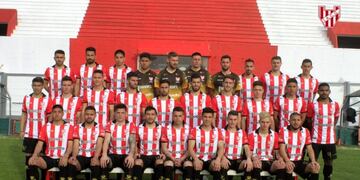 El plantel que buscará la Gloria del ascenso a Primera\u002E Y con pilcha nueva\u002E