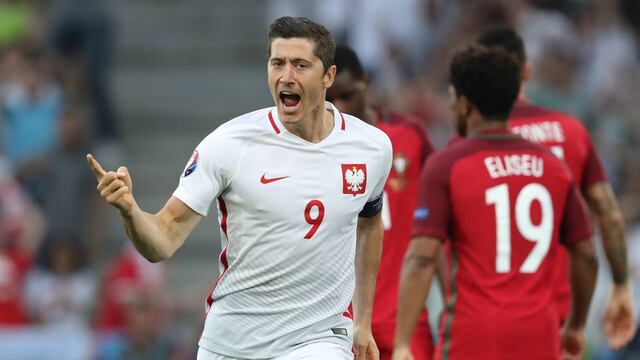 Robert Lewandowski fue elegido el mejor jugador del año por la FIFA.