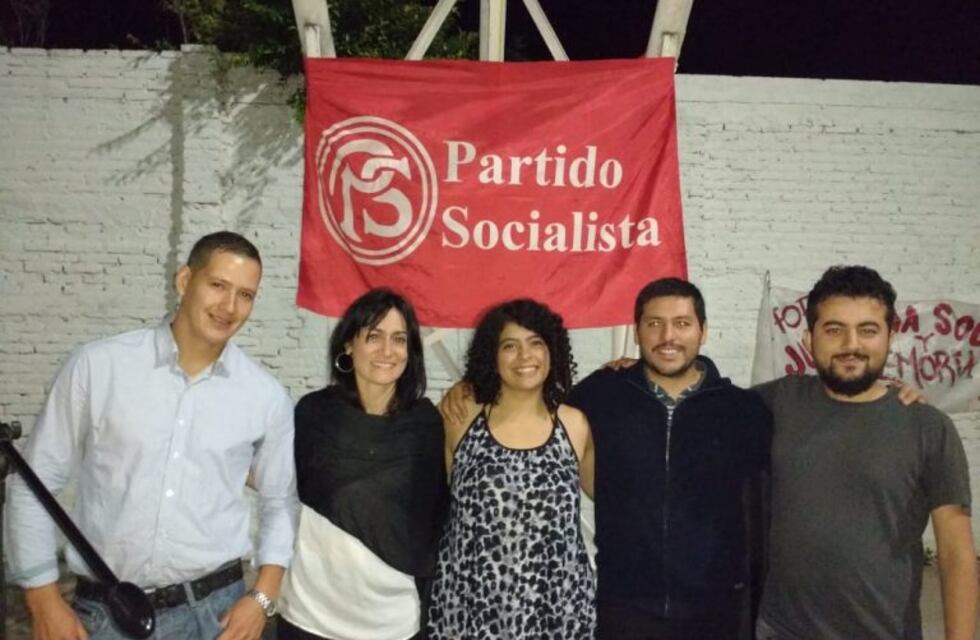 El socialismo y el GEN cerraron el año con un brindis