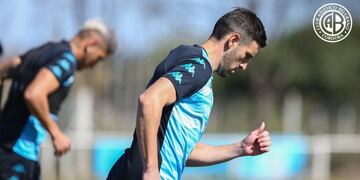 Sebastián Luna recuperó la titularidad antes de la pandemia\u002E Y arranca en la defensa en el primer amistoso\u002E