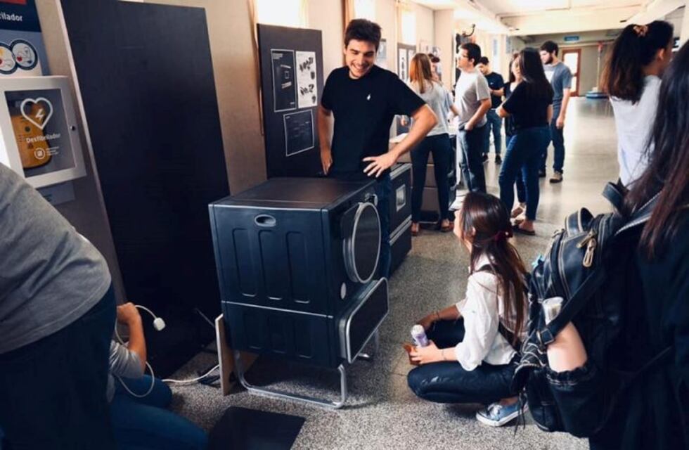 Estudiantes de diseño industrial del CRES realizaron su entrega final