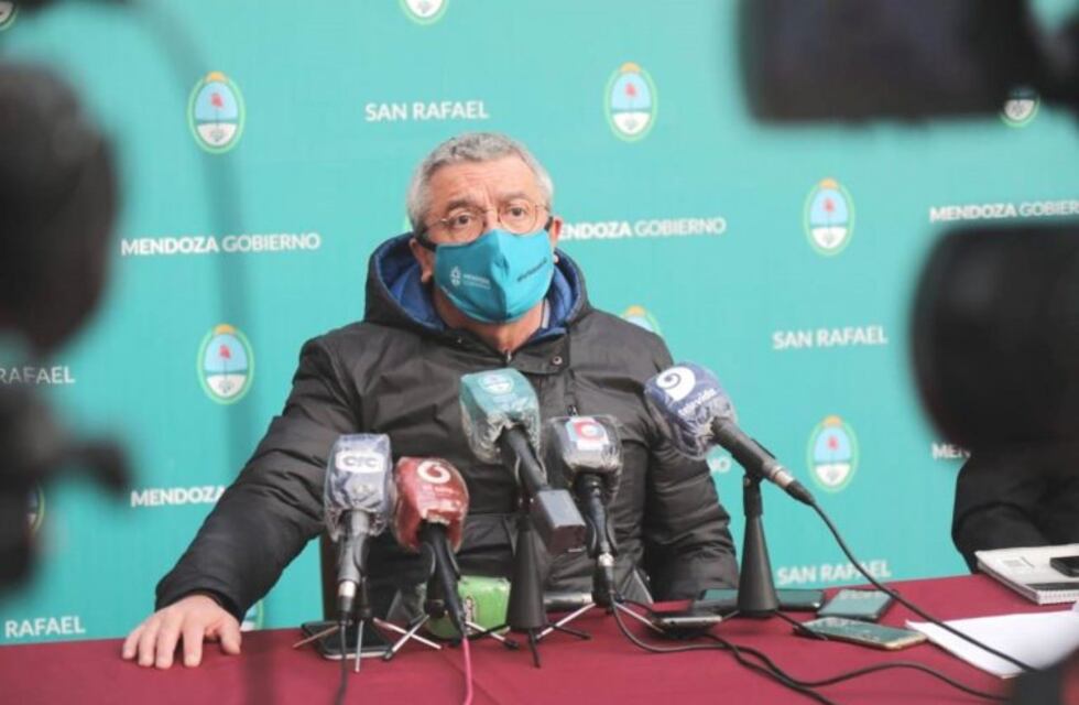 El director del Hospital Schestakow desmintió que esté colapsada la terapia intensiva