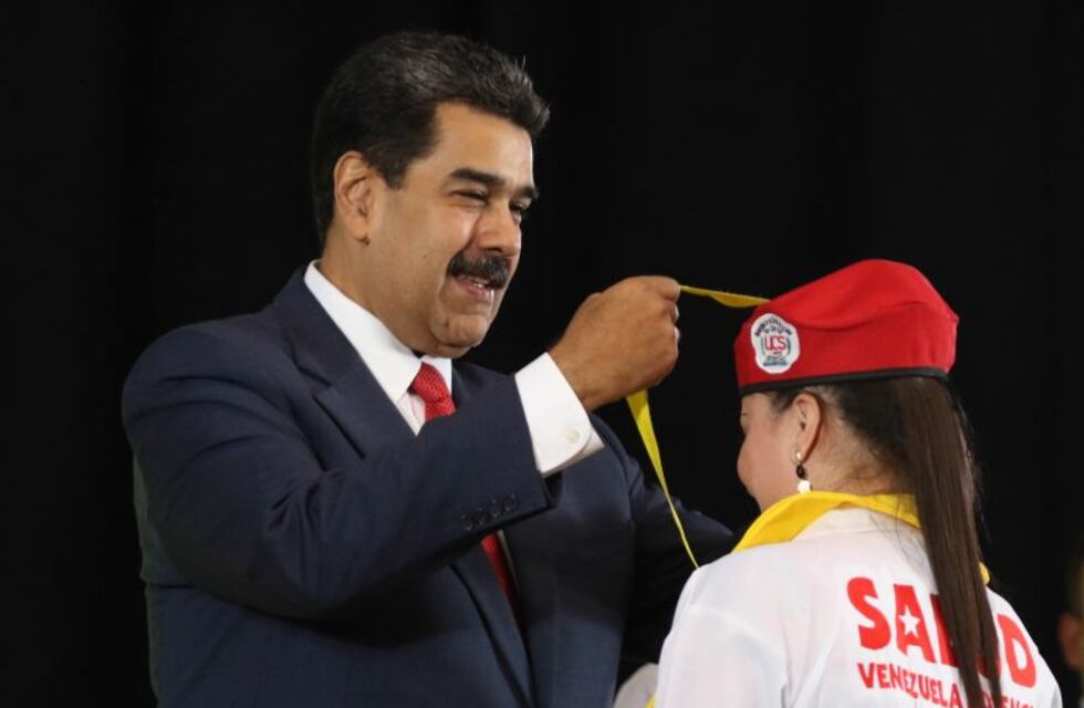 Con un tremendo acto fallido, Nicolás Maduro admitió la intervención militar de Cuba en Venezuela