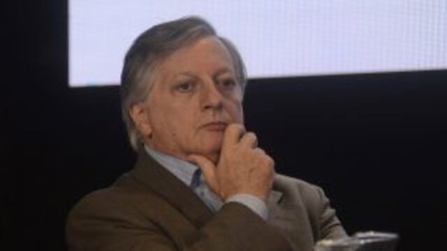 DYN310, BUENOS AIRES 28/10/2016, AUDIENCIA PUBLICA POR LA TARIFA DE ELECTRICIDAD EN EL TEATRO DE LA RIVERA, BARRIO DE LA BOCA. FOTO: DYN/JAVIER BRUSCO. buenos aires Juan Jose Aranguren audiencia publica por el aumento de la electricidad jornada dia de aud