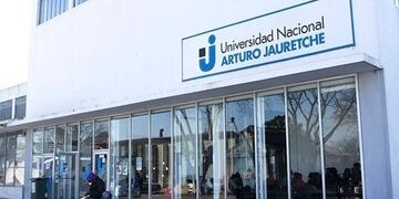 Una docente habría abusado de un menor en su escuela de ballet