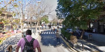 Para garantizar el distanciamiento social en el marco de las compras por el día de la madre, en La Plata van a peatonalizar los centros comerciales (Municipalidad de La Plata)