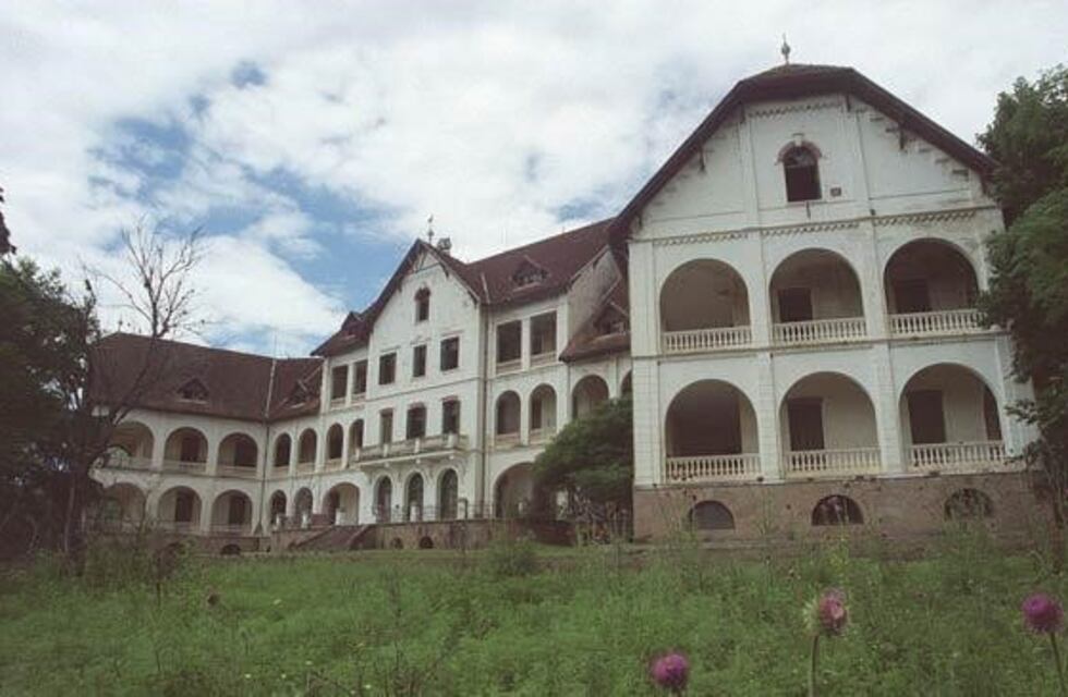 Descartan que pacientes con coronavirus de Saldán sean hospitalizados en la Colonia Santa María