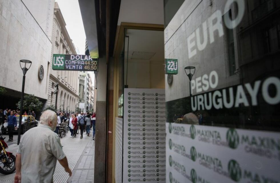 Un banco de inversión anticipó cuánto valdría el dólar si ganara Cristina Kirchner en octubre