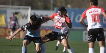 Gabriel Graciani puso el descuento y a Instituto a tiro del empate, pero no pudo ser (Federico López Claro).