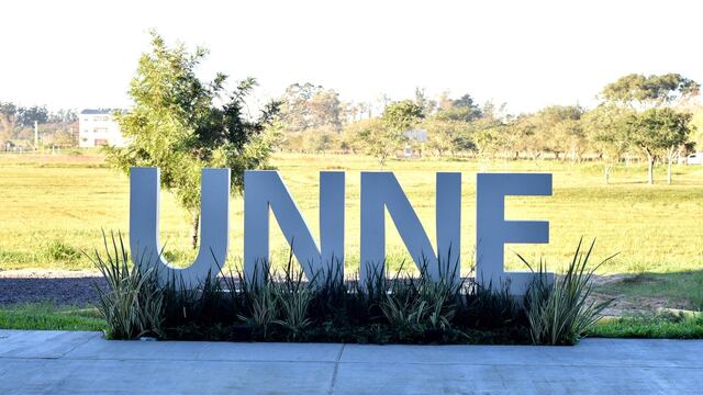 La convocatoria a docentes en Humanidades rige desde este lunes 25 de octubre.