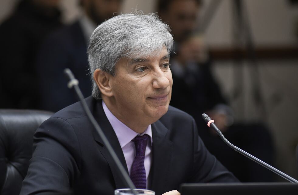 Se aprobó el juicio político contra el juez de Mendoza, Walter Bento y quedó suspendido