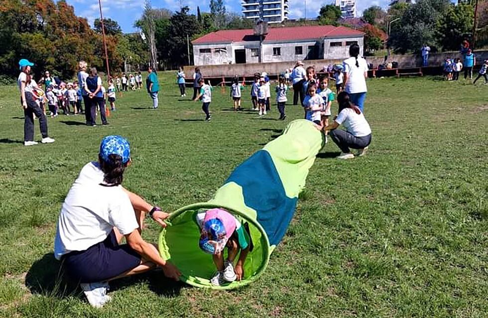 Refuerzan la continuidad pedagógica en los Centros de Educación Física asignando horas cátedra
