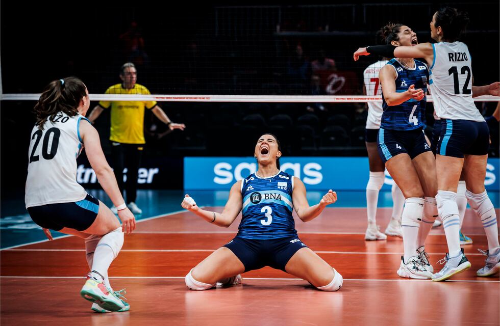 Histórico: Las Panteras le ganaron a Colombia y pasaron de fase en el Mundial de Vóley