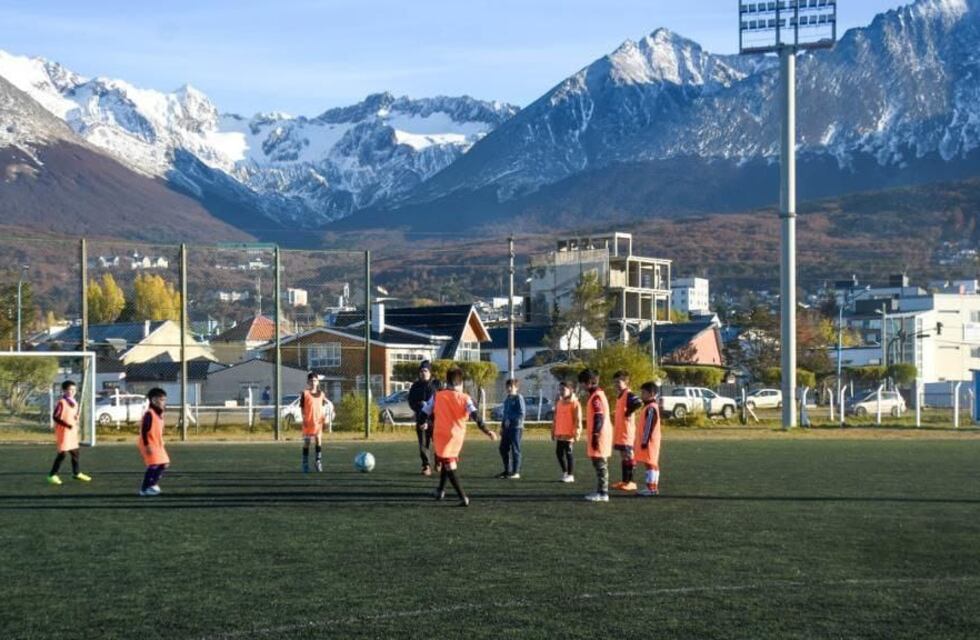 “Partido Solidario Por Reencontrándonos” en Ushuaia