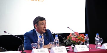 Martín Oliva. “Segundas jornadas Interdisciplinarias de Cuidados Críticos”