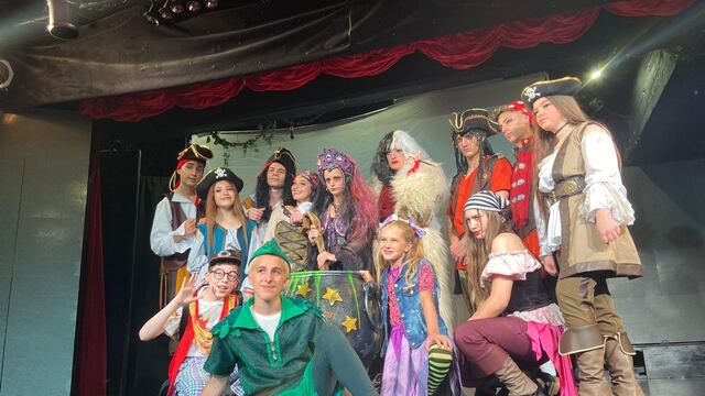 Con la producción de obras infantiles de creación propia y gracias a una alianza con Jorge Parodi y Pablo Azcurrain, el emblemático teatro de calle Rivadavia se prepara para una temporada única.