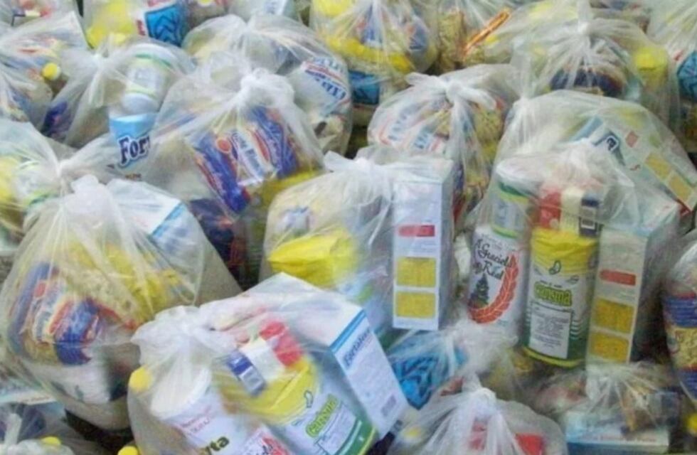 En Trelew se venden online las cajas de leche de los bolsones de alimentos que entrega el Gobierno nacional