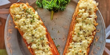 Cómo hacer un delicioso pan de ajo sin levadura y sin horno: receta fácil con pocos ingredientes y lista en solo 20 minutos