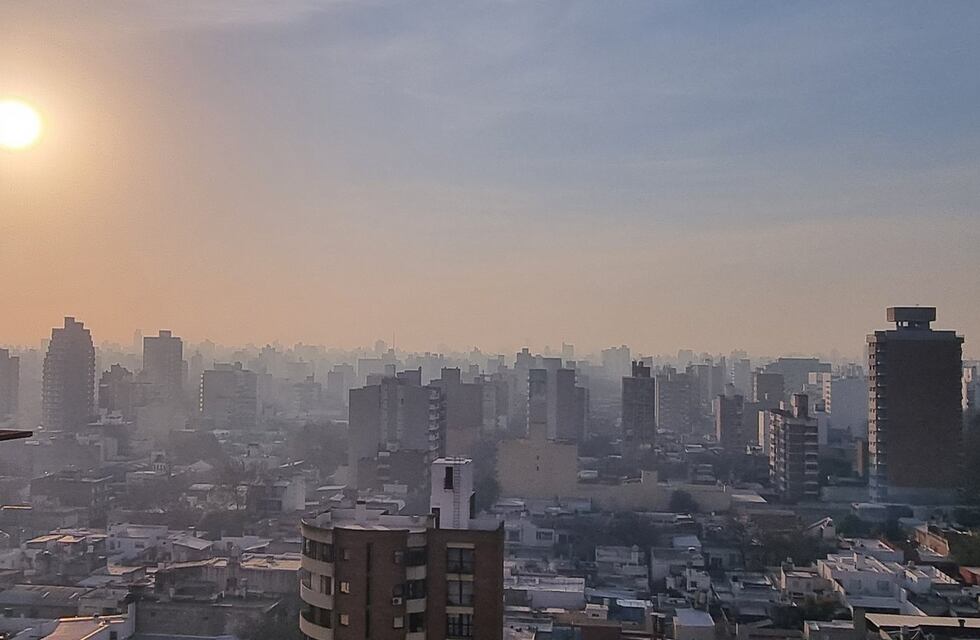 Nuevamente el humo invadió Rosario y las rutas santafesinas