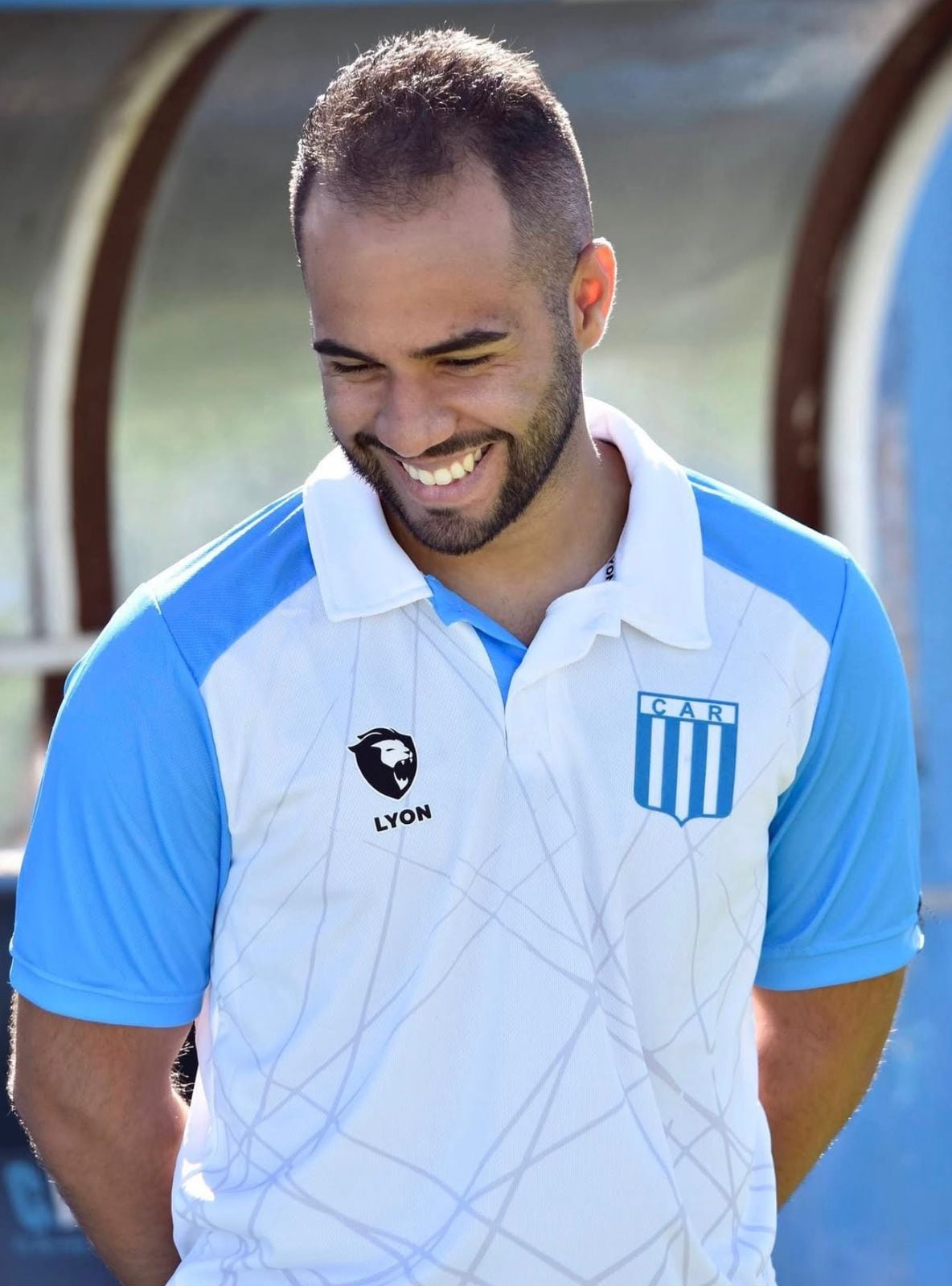 El venezolano Javier Torres, kinesiólogo del plantel de Racing de Nueva Italia.