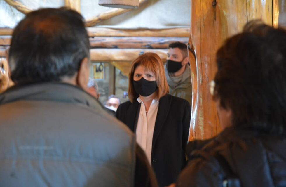 El hermano de Santiago Maldonado increpó a Patricia Bullrich y se cruzó con Waldo Wolff