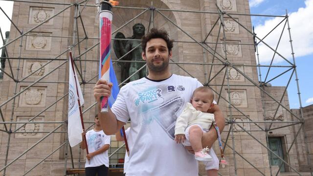 Encendido de la llama olímpica en los Juegos Suramericanos de la Juventud