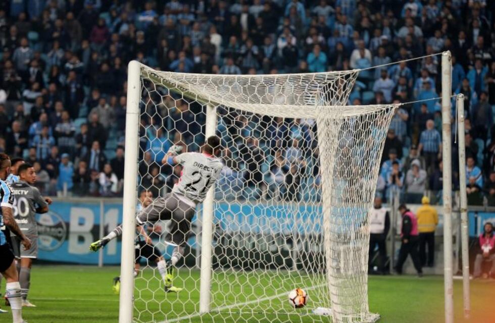 "Nos vamos tristes, no frustrados, porque creíamos que lo teníamos", dijo Andújar