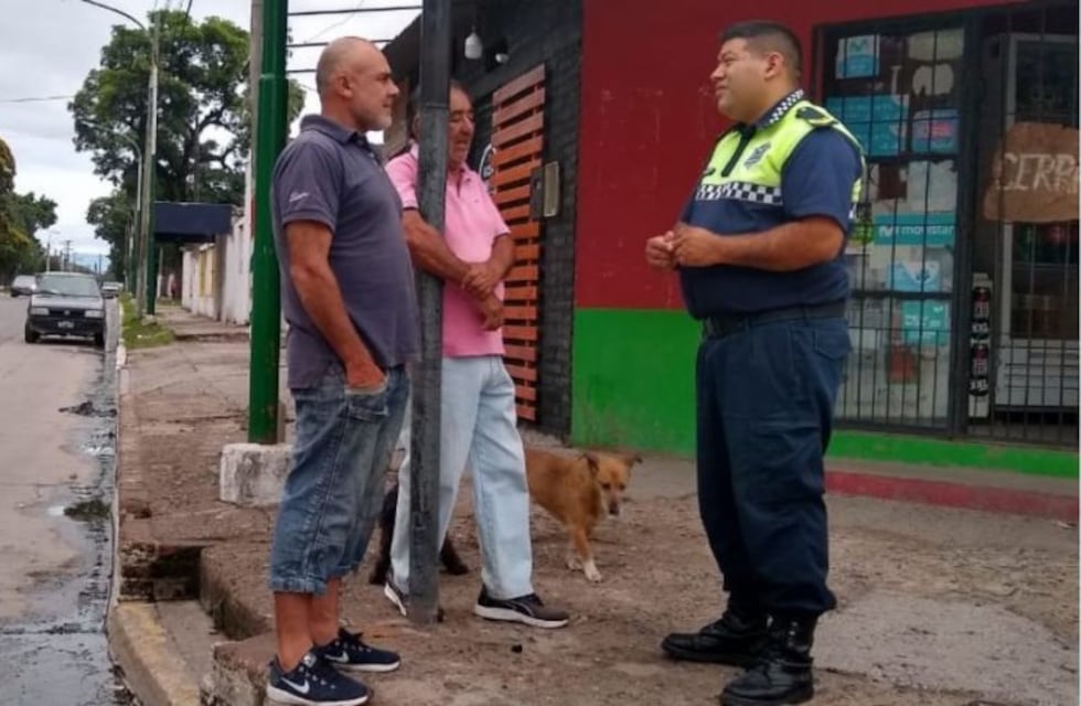 El "policía mediador": busca resolver los conflictos en los barrios tucumanos
