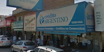 El asalto ocurriu00f3 en la financiera Cru00e9dito Argentino de Villa Gobernador Gu00e1lvez.
