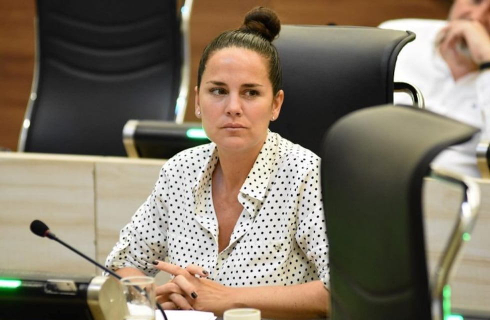 En plena sesión la concejala Ana Laura Martínez compartió una situación de abuso que vivió de pequeña