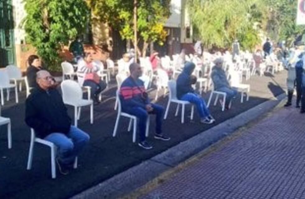 Cobran los jubilados y pensionados cuyos DNI finalicen en números 2 y 3